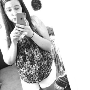 Meet your Posher, Kelsey